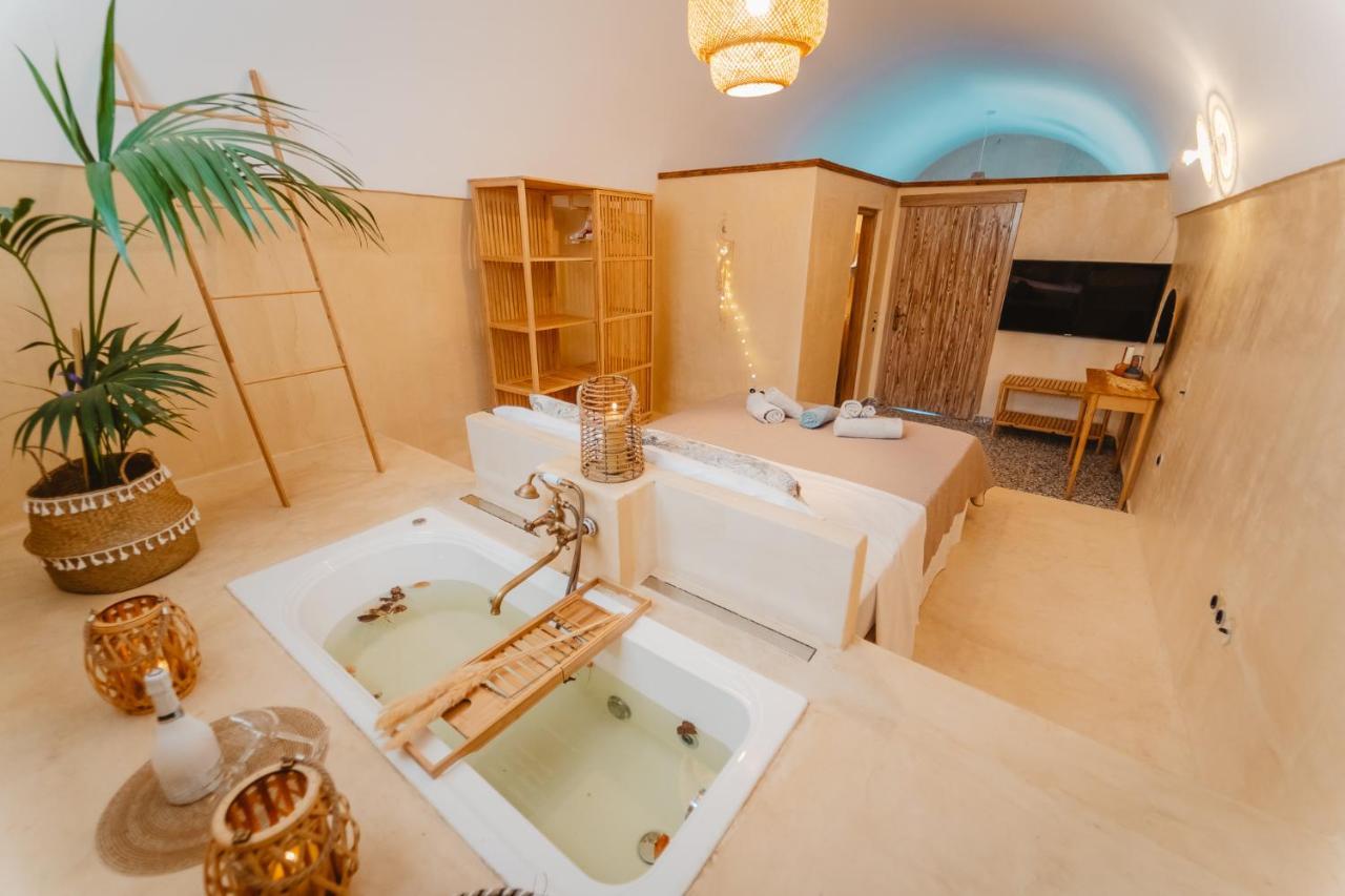 Kythera Secrets Suites Viaradika Buitenkant foto
