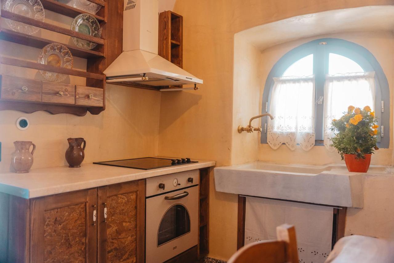 Kythera Secrets Suites Viaradika Buitenkant foto
